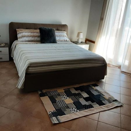 Bed and Breakfast Tre Stelle Порто-Торрес Экстерьер фото